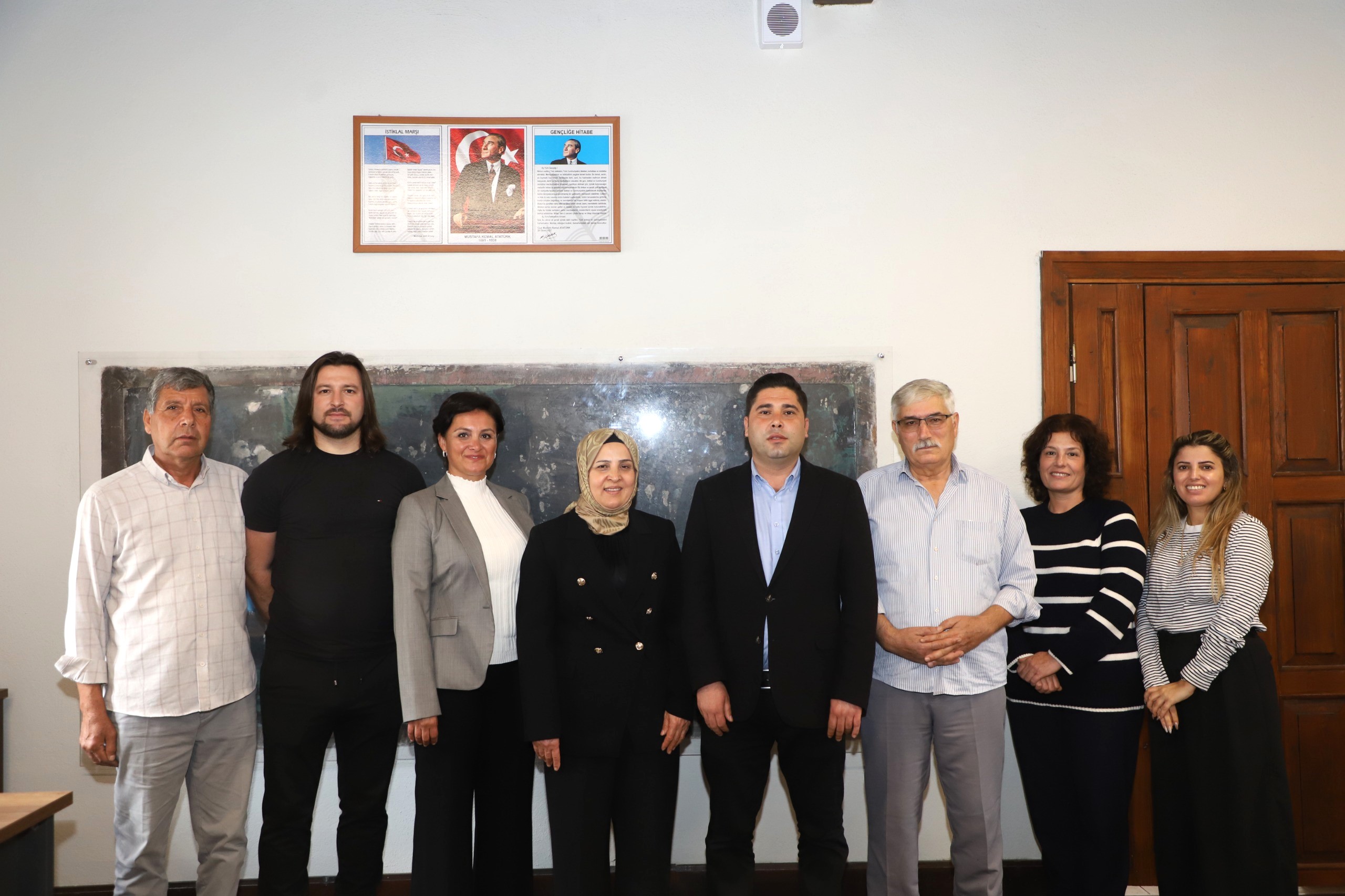 Aksu Belediyesi’nden Öğretmenler Günü’ne Özel Ziyaretler (4)