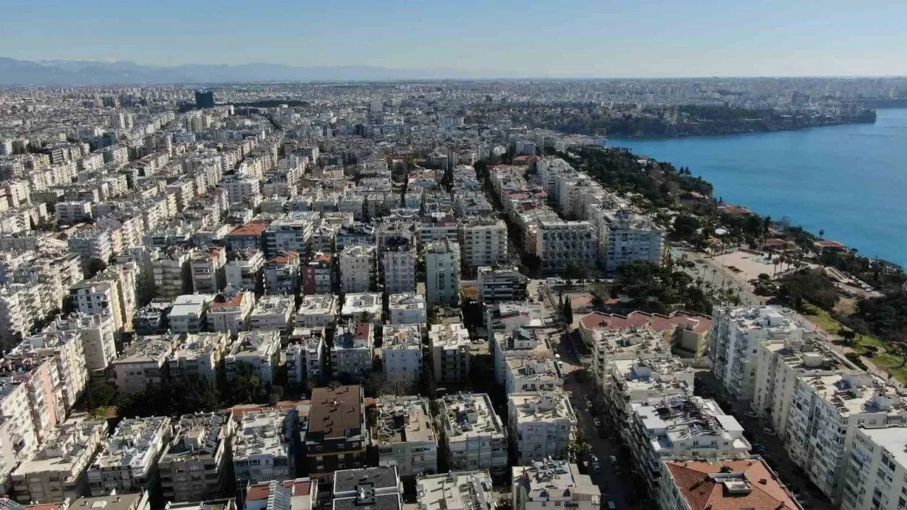 Antalya Da Konut Fiyatları Azaldı (1)