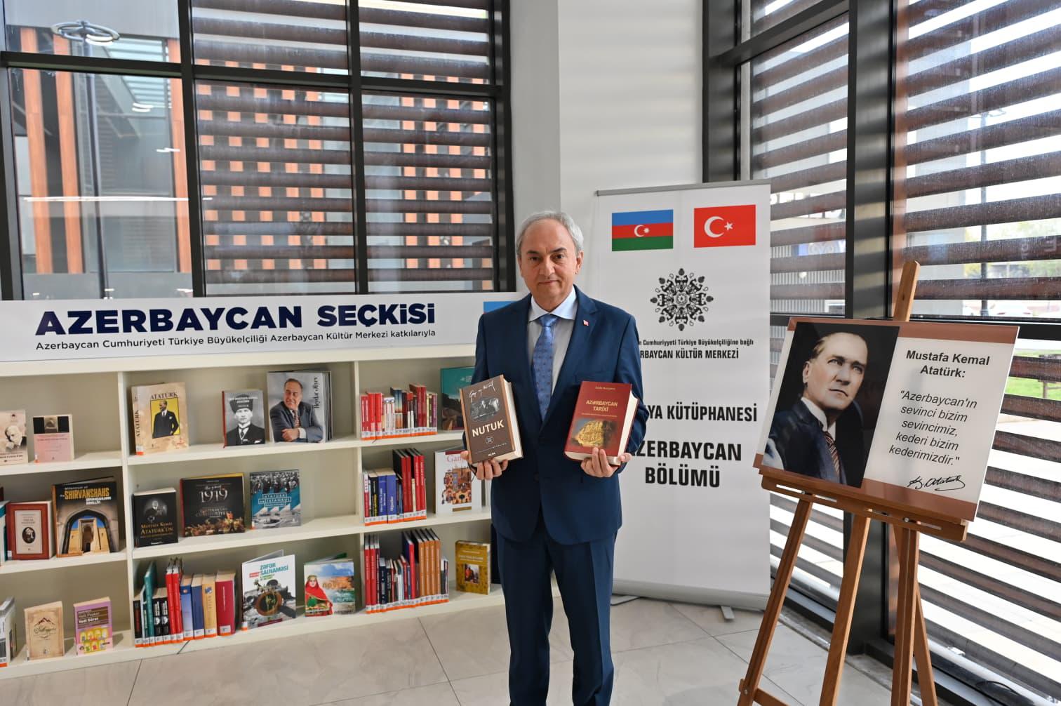 Antalya Kutuphanesinde Azerbaycan Seckileri 6