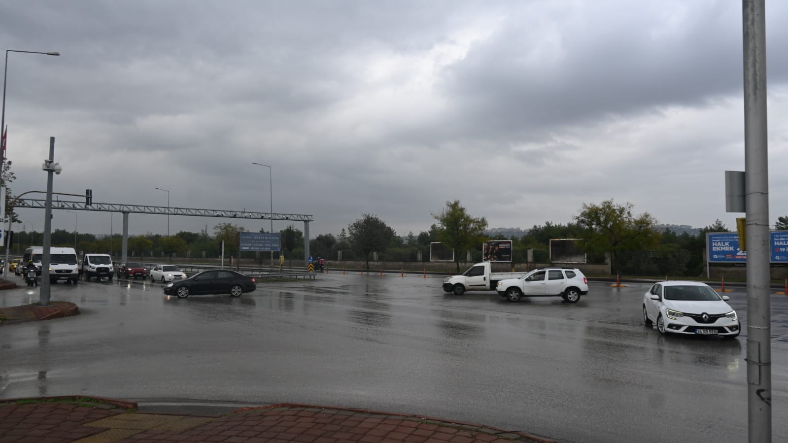 Antalya’da 2 Yıl Önce Onaylanan Yol Projesi Hala Beklemede (8)