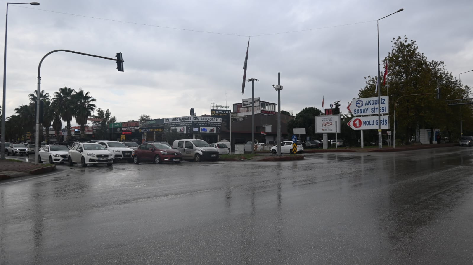 Antalya’da 2 Yıl Önce Onaylanan Yol Projesi Hala Beklemede (9)