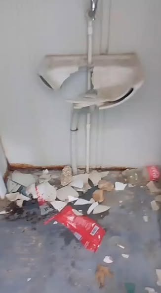 Antalya’da Belediyenin Otoparkına Saldırıp Ateşe Verdiler (3)