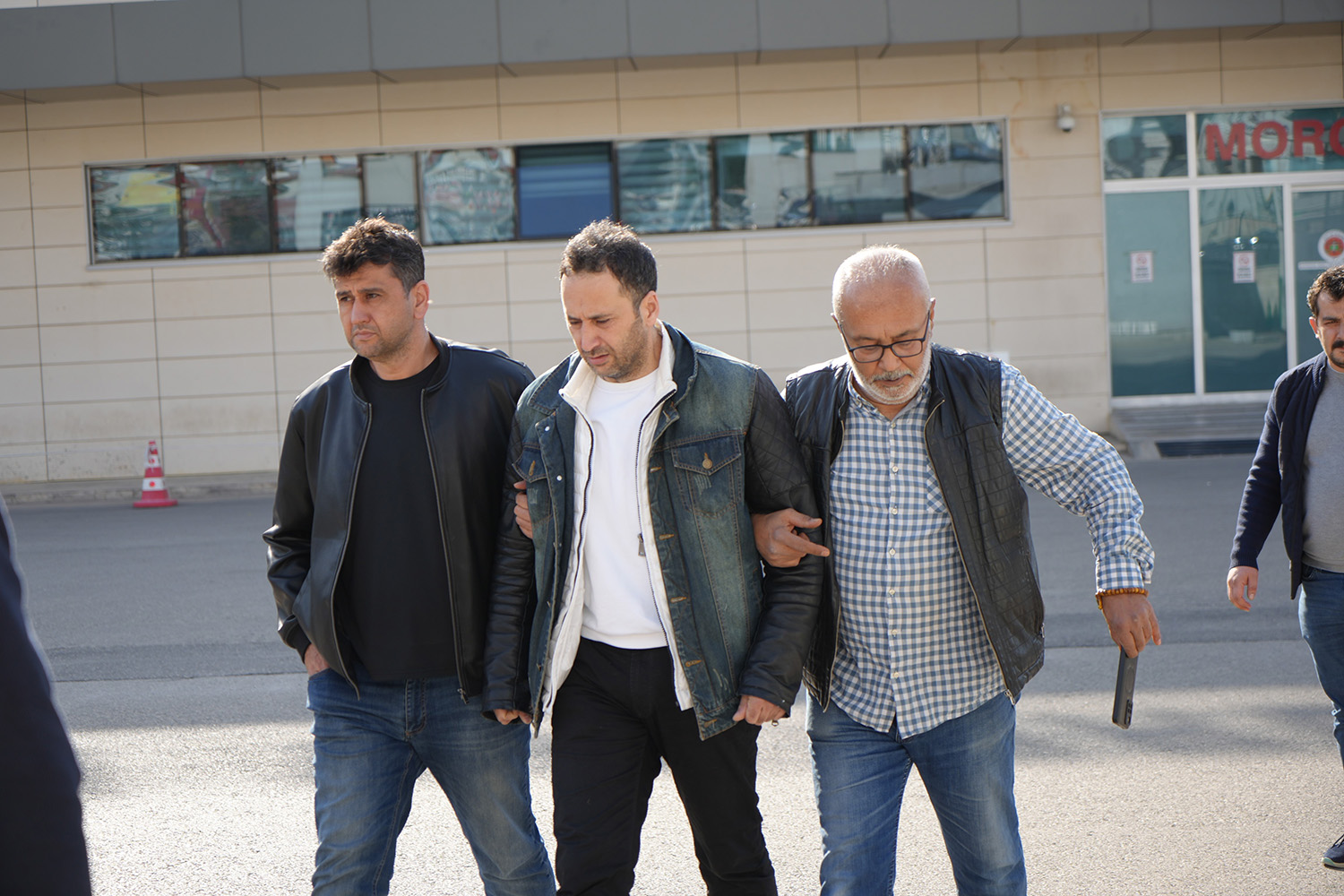 Antalya’dan Acı Haber Kayseri’ye Ulaştı Genç Öğrenci Cenazesiyle Ailesine Teslim Edildi (7)