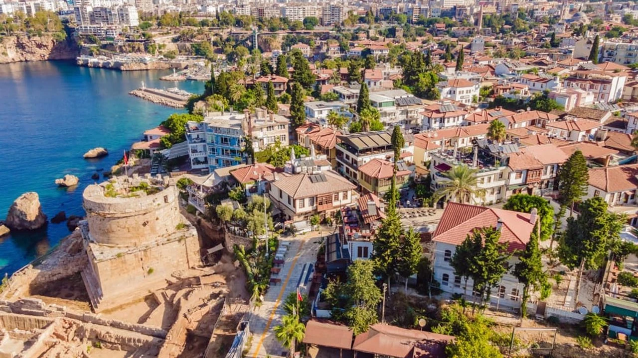 Antalya’nın Göbeğindeki Mahalle Okulsuz (2)