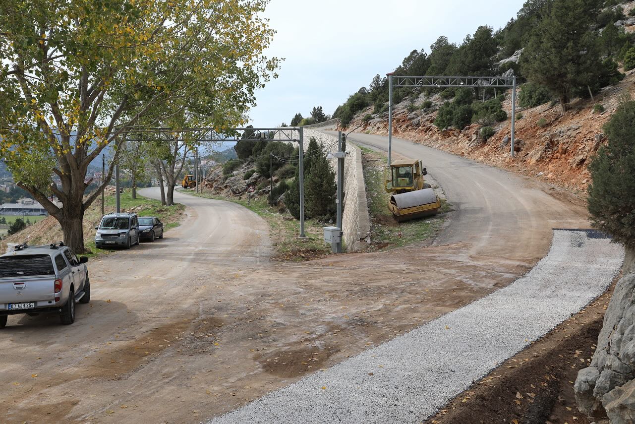 Antalya’nın Kadın Belediye Başkanına Övgü Yağmuru (1)