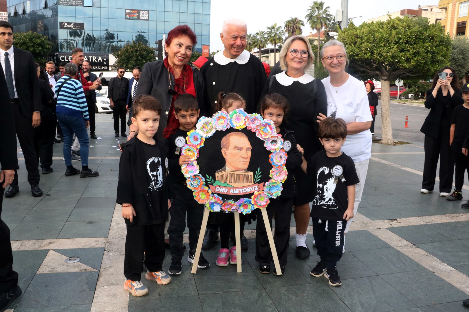 Ataturk Alanyada Anildi 1008287 299110 (Large)