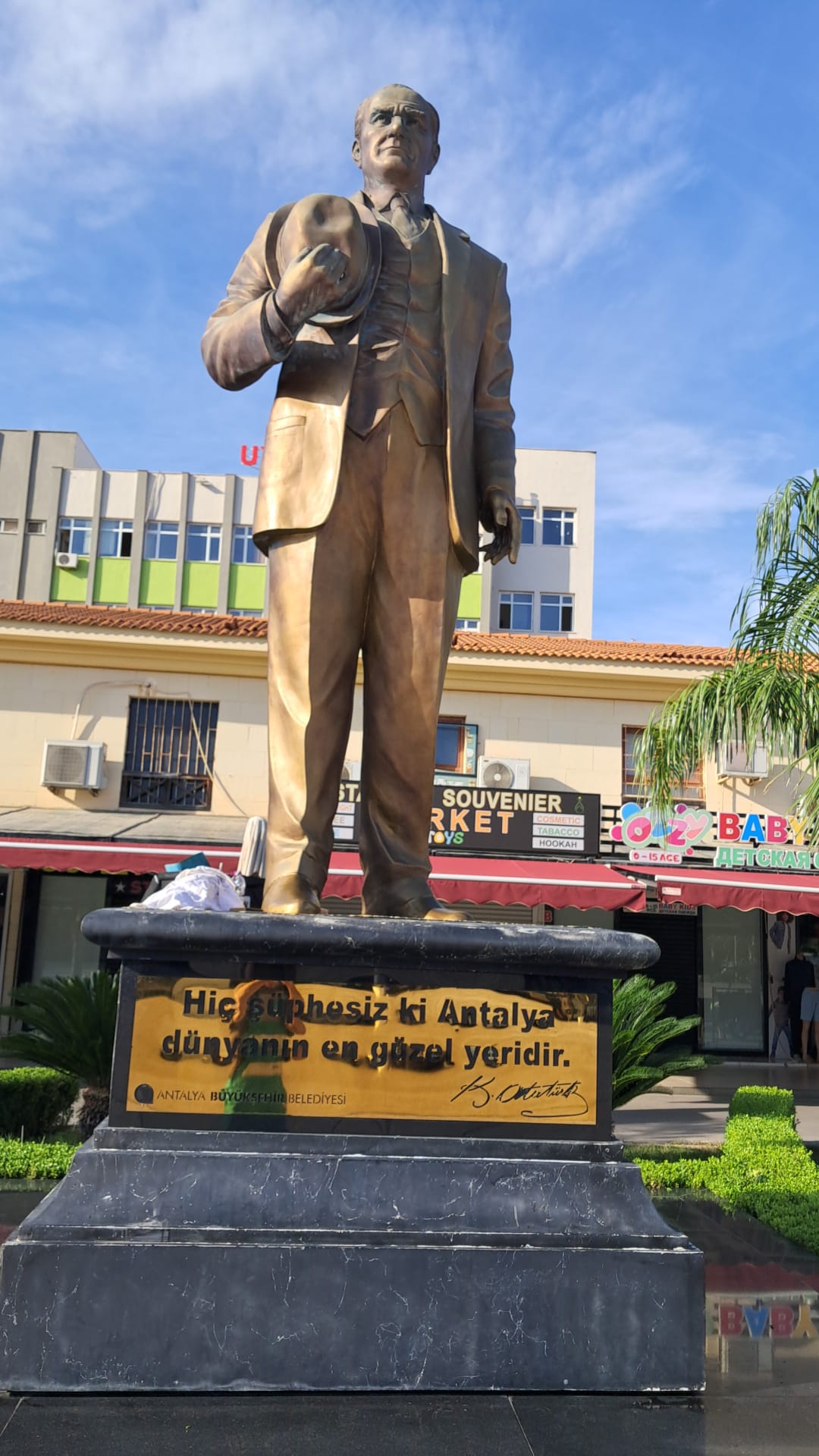 Atatürk Heykeli Restore Edildi (3)