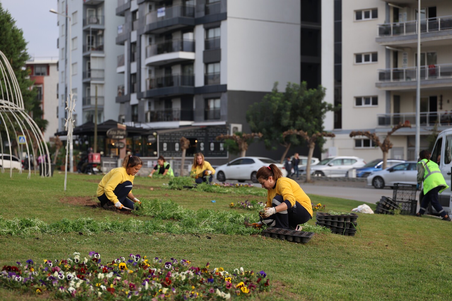 Aydın Büyükşehir Belediyesi Kentin Rengini Değiştiriyor (4)