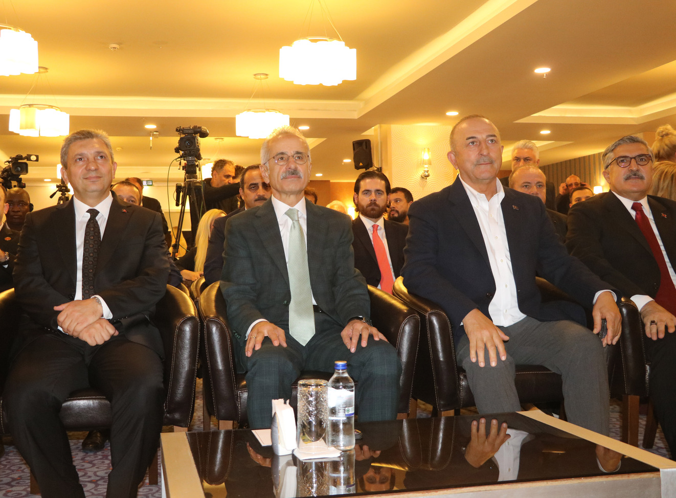 B A K A N U R A L O G L U 5 G I L E I L E T I S I M H I Z I M I Z 1005587 298355