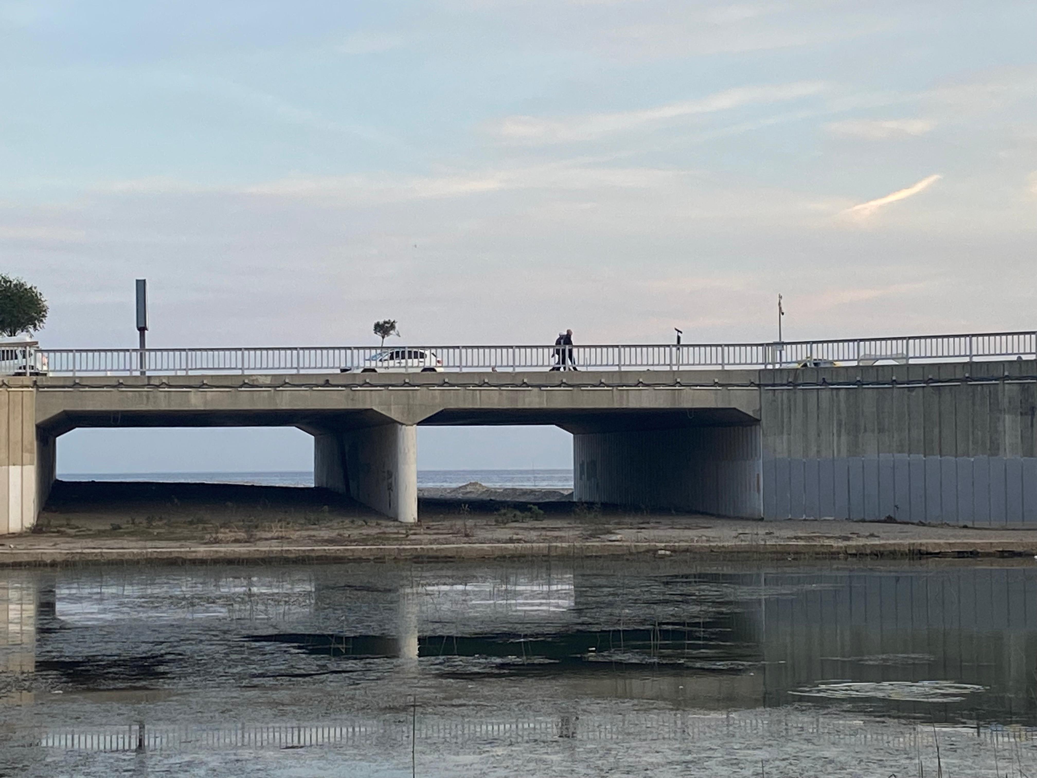 Boğaçayh Sahi̇li̇ Köprü Alti