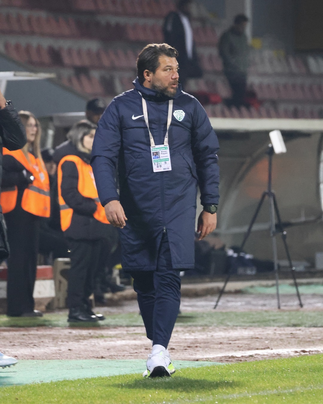 Böyle Bir Takım 100 Yılda Bir Gelir (2)