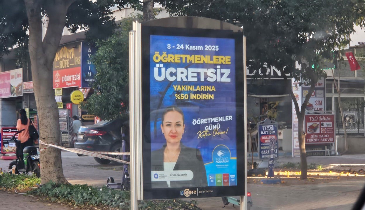 Busra Ozdemir Billboard