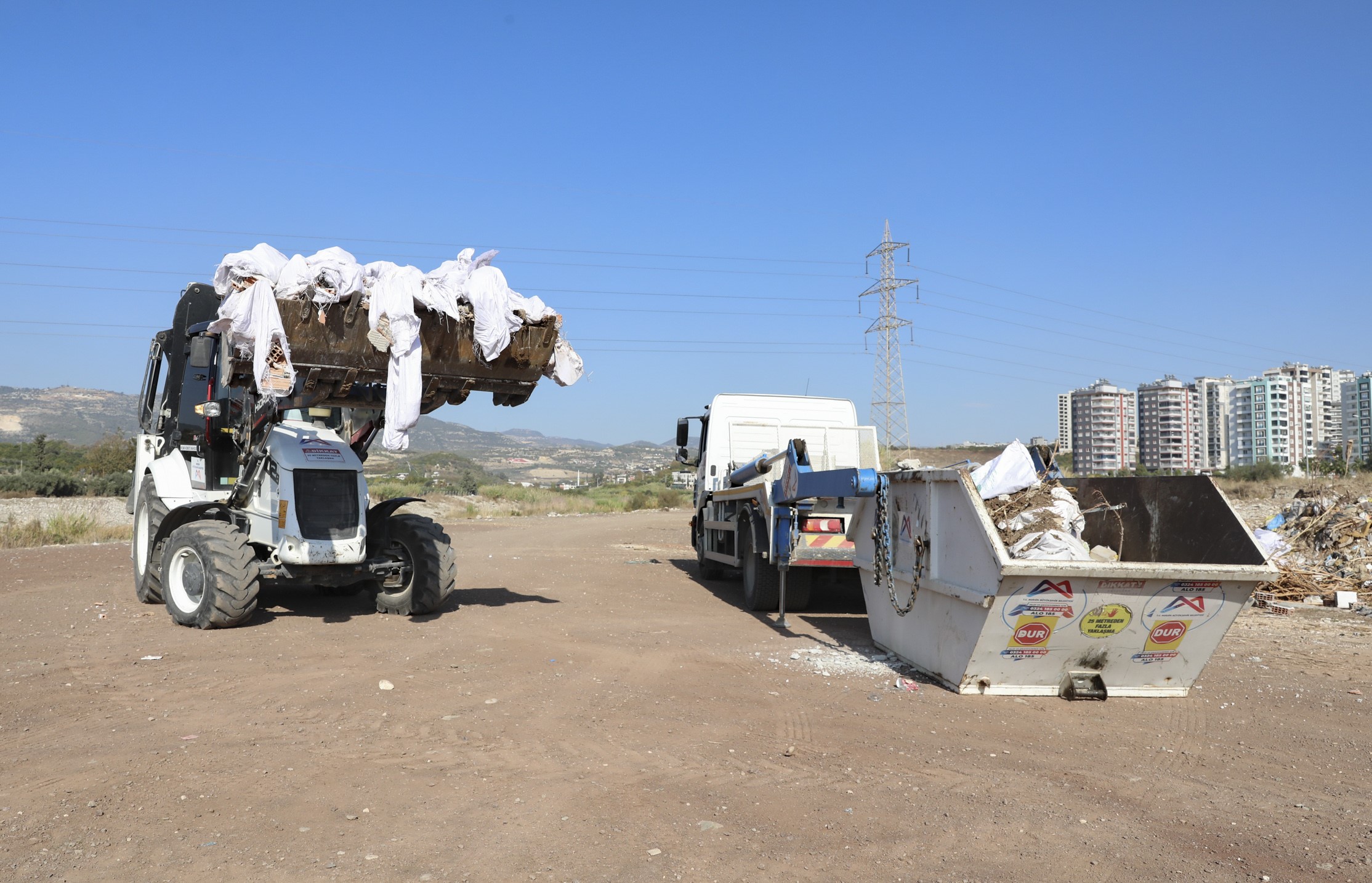 Büyükşehir Belediyesi’nden Hafriyata Sıkı Denetim! Uydu Sistemiyle Takibe Aldı (2)