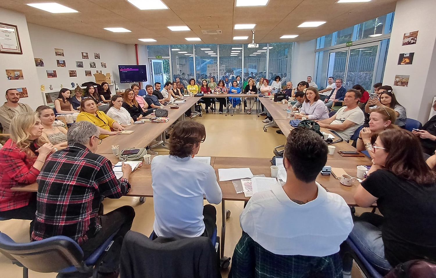 Büyükşehir Kitap Kulübü Okuma Eylemini Toplumsal Bir Deneyime Dönüştürüyor (2)