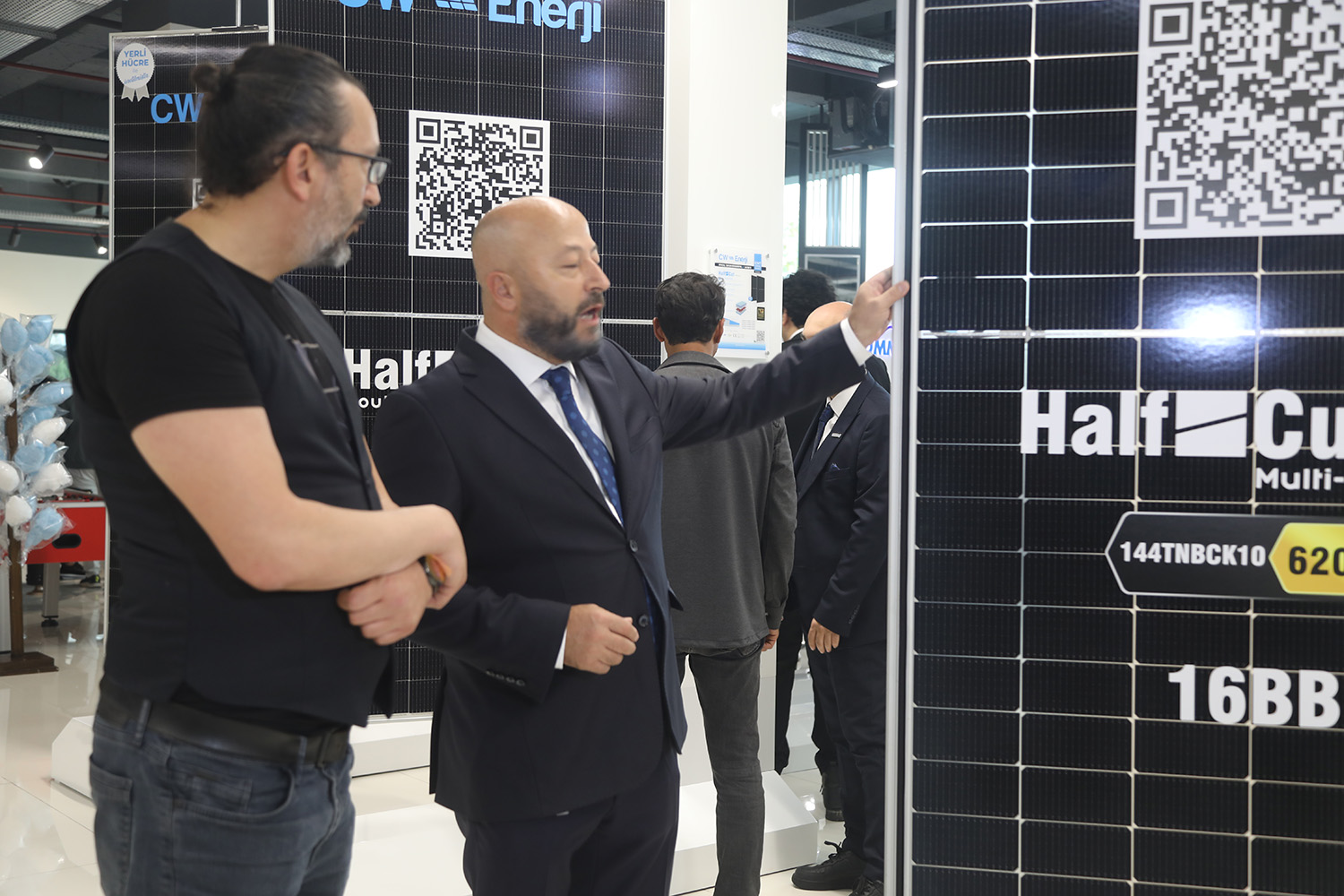 C W E N E R J I B A Y I L E R I N I A N T A L Y A D A A G I R L A D I 1030183 305656