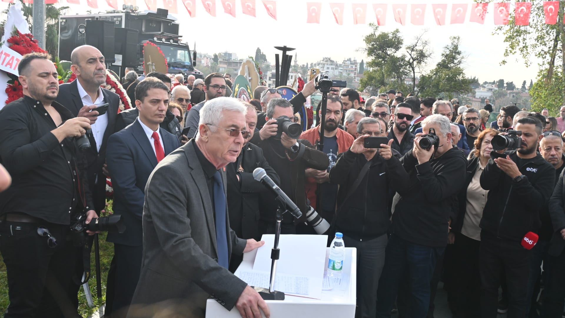 Chp Antalya, Atatürk’ü 87. Yılında Minnetle Andı (3)