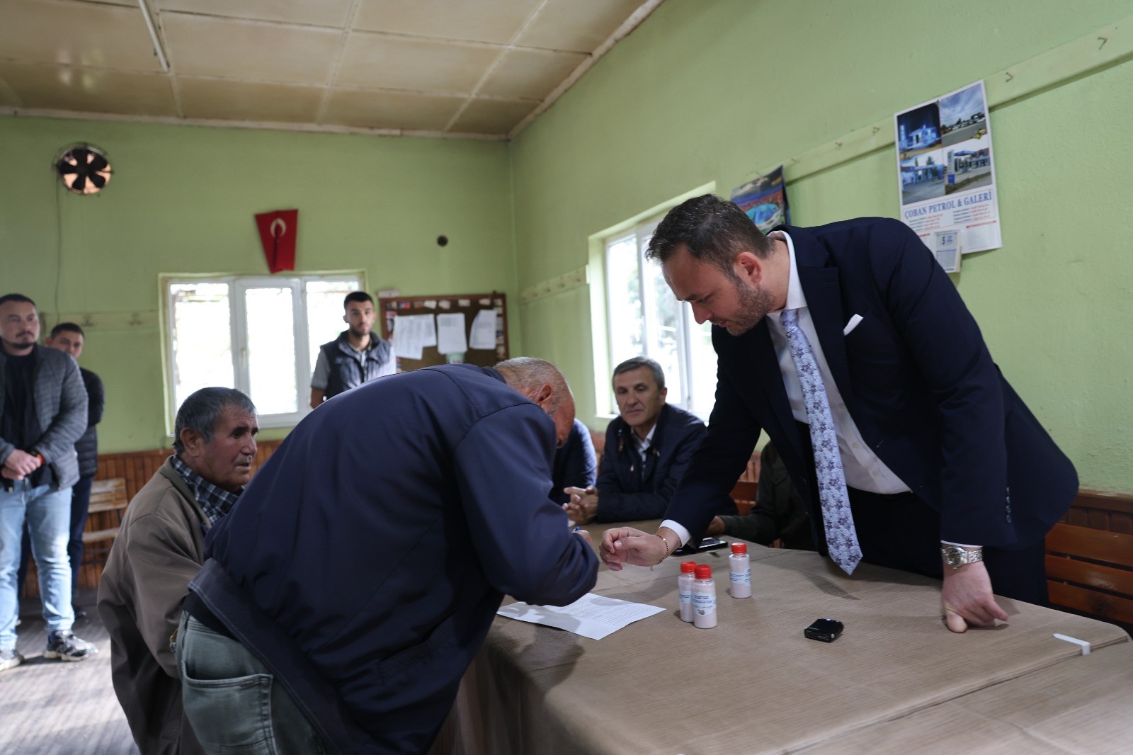 Çivril Belediyesi Şap Hastalığına Karşı Çiftçinin Yanında (2)