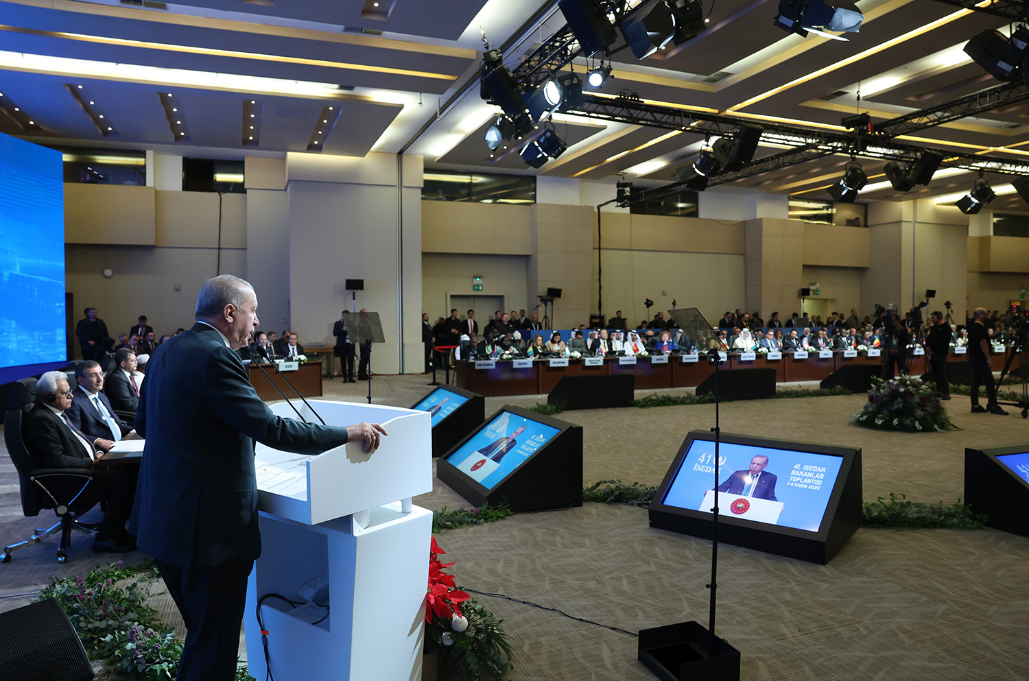 Cumhurbaşkanı Erdoğan Sert Çıktı (6)