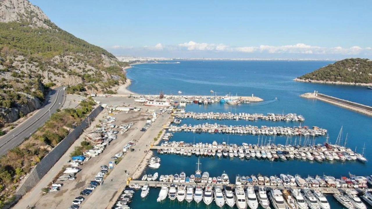 Denizcilik Genel Müdürlüğü’nden Antalya Balıkçı Barınağı Açıklaması (2)