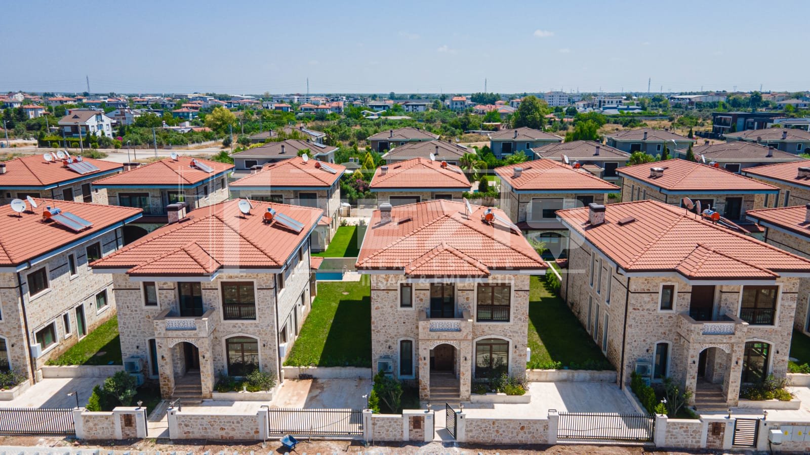 Döşemealtı Villa (1)