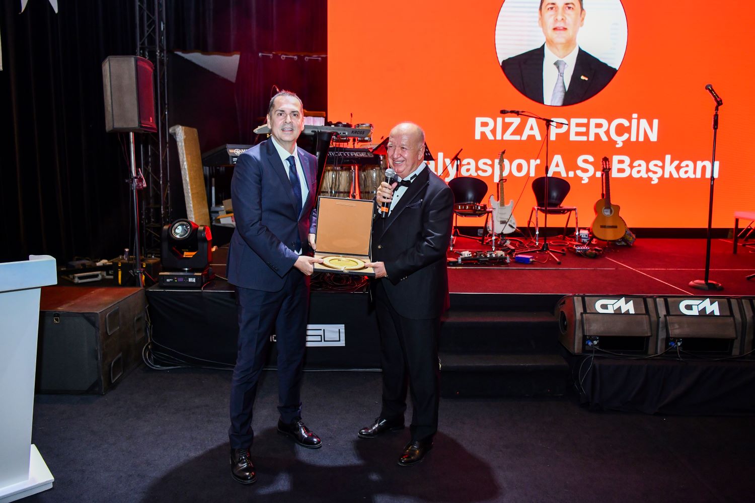 Dösiad 15 Yasında (6)