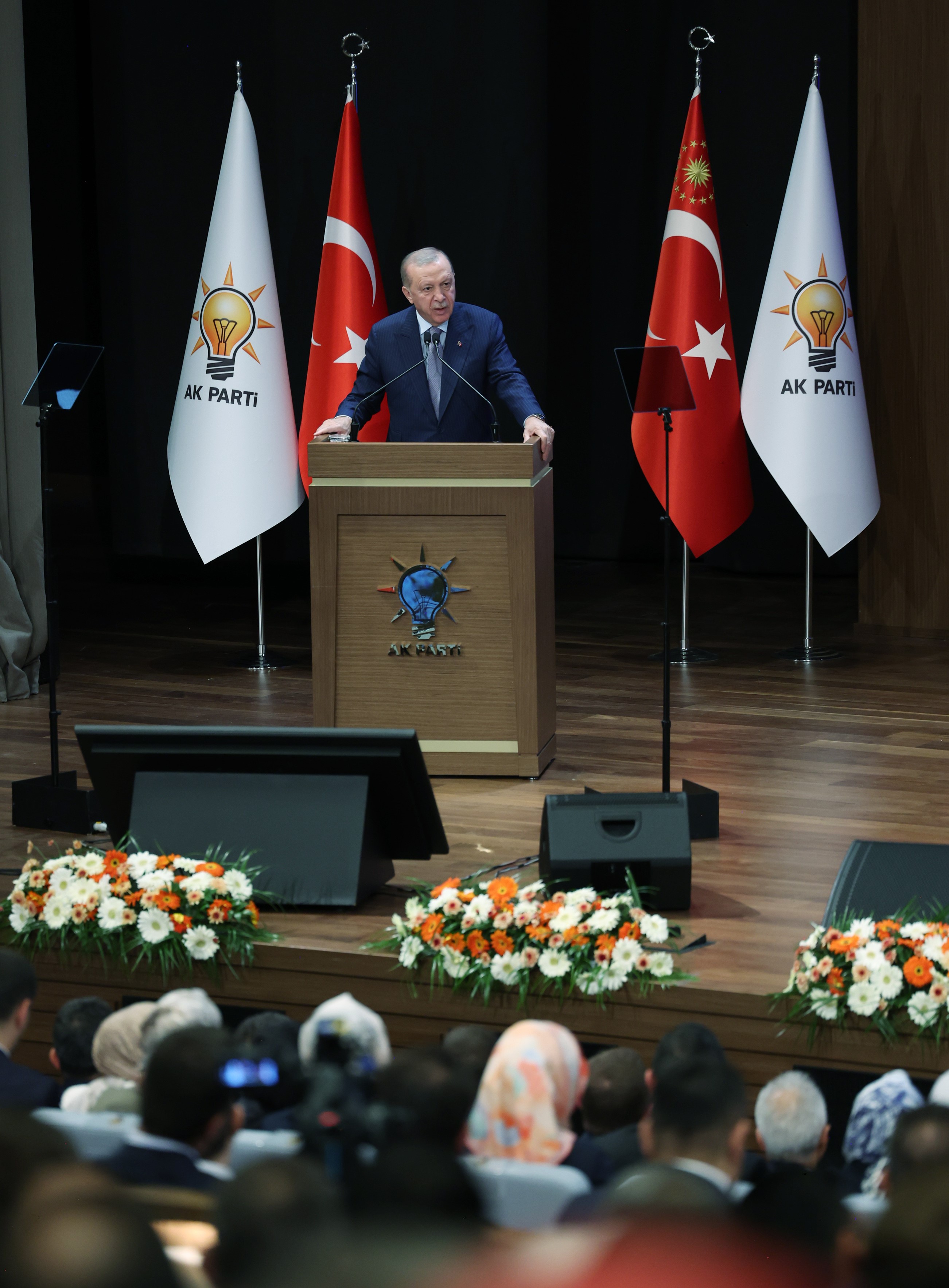 Düşen Uçağın Kara Kutusu Bulundu Inceleme Başladı (5)