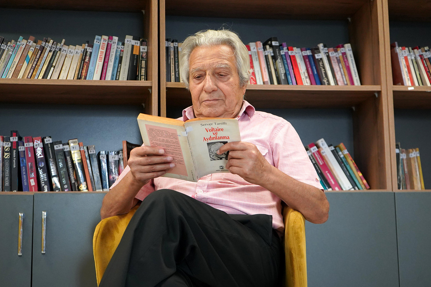 E M E K L I M U Z I K O G R E T M E N I U N L U I S I M L E R L E B 1025580 304341