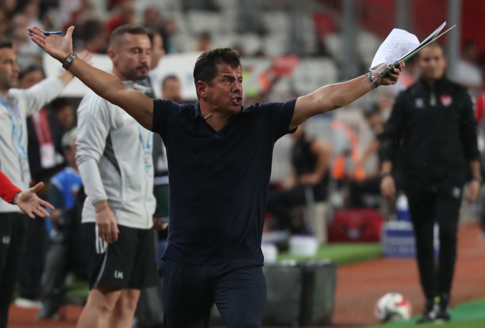 Emre Belözoğlu’ndan Sert Antalyaspor Sözleri (2)