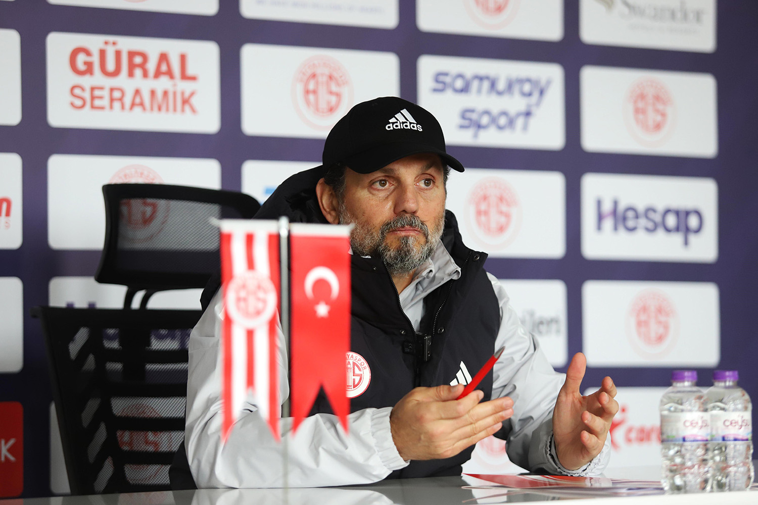 Erol Bulut’tan Kritik Göztepe Maçı Açıklamadı (1)