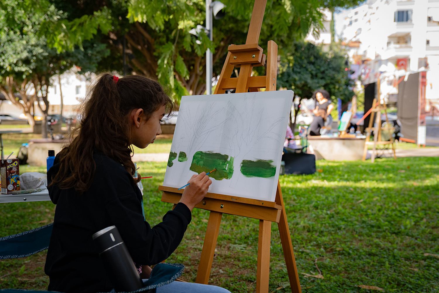 F E S T I V A L H E Y E C A N I H E R S O K A K T A 995275 295261