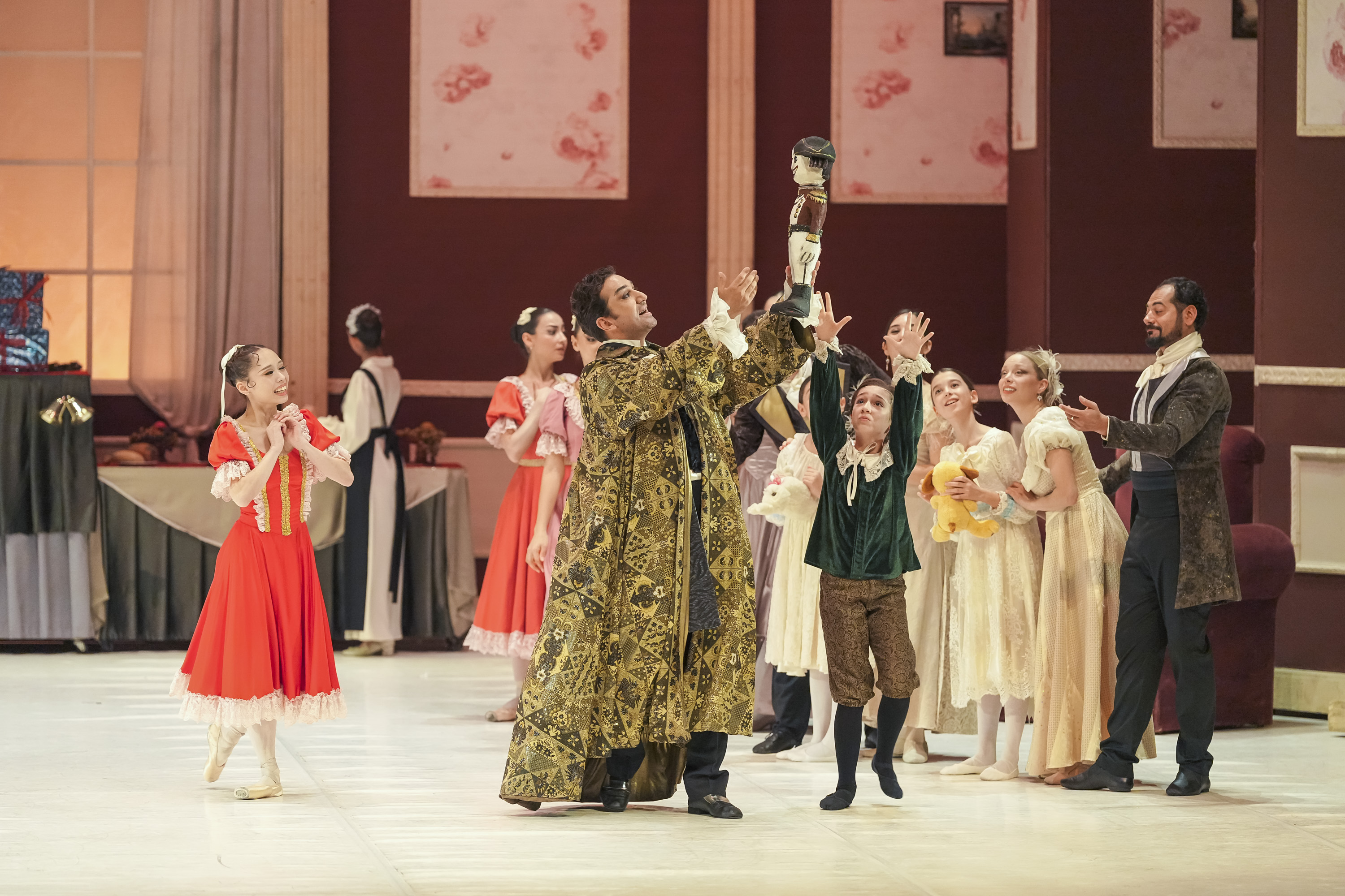 Fındıkkıran Büyülü Dünyasının Kapılarını Açtı (3)