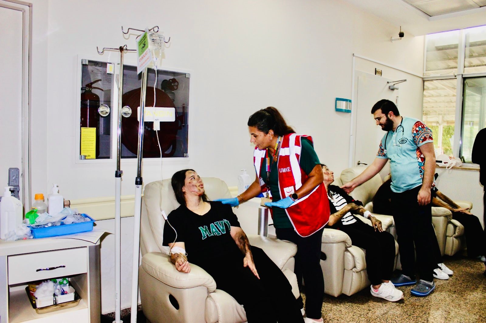 H A S T A N E D E A F E T T A T B I K A T I 1008751 299225