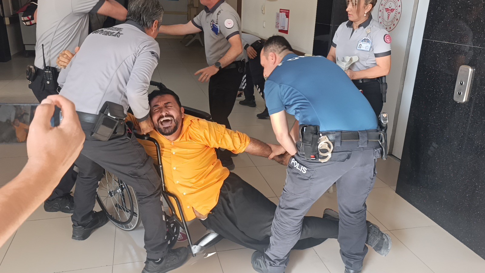 Hastane Çalışanlarından 'Oscar'lık Performans (1)