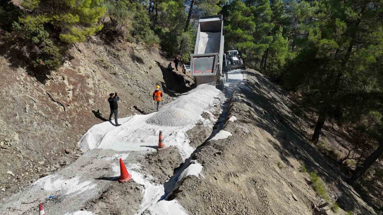 Hisarçandır Mahallesi Susuz 8 Aydır Su Yok Halk İsyanda (1)