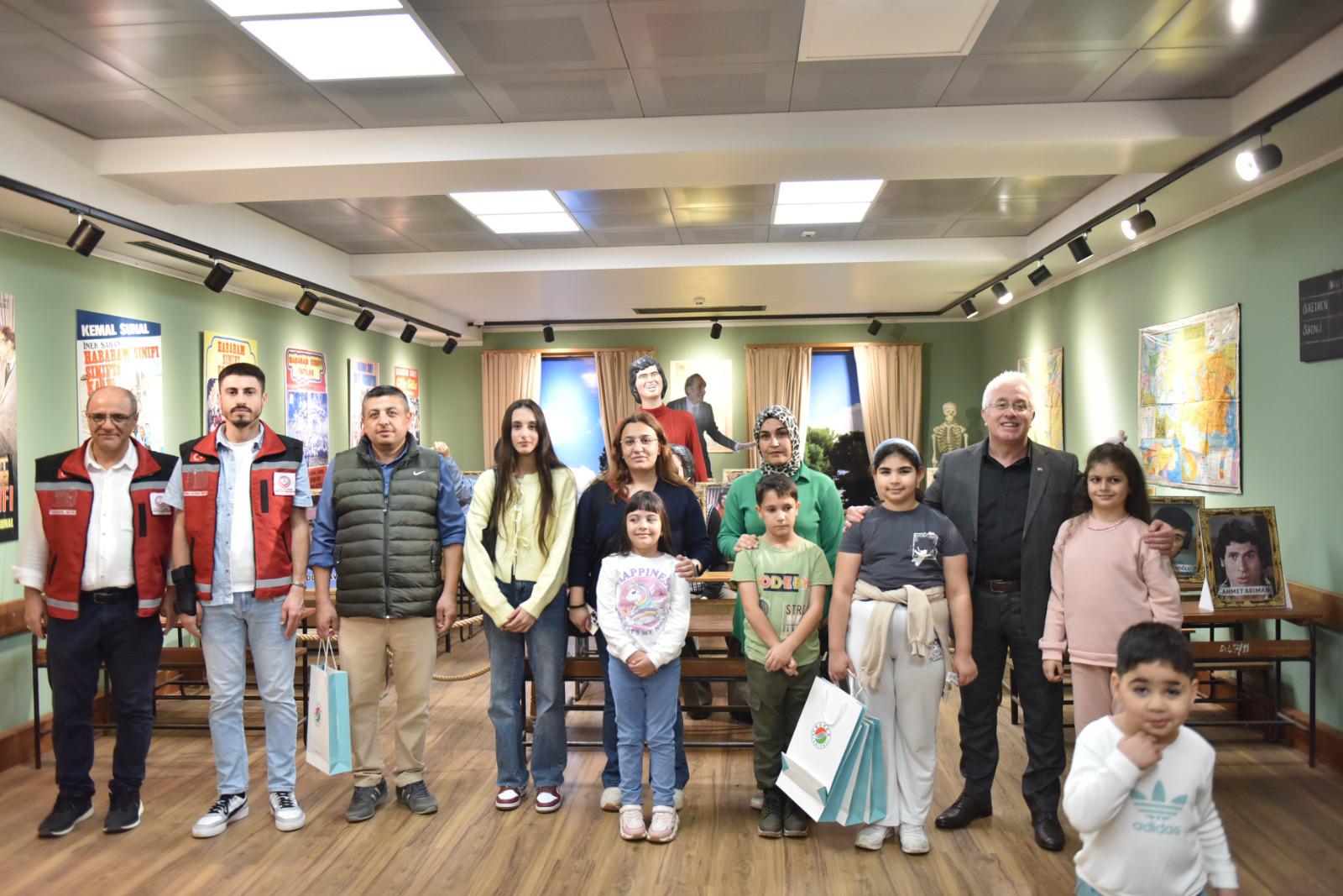 Kahramanlarin Emanetleri, Kitaplarin Isiginda Bir Araya Geldi 4