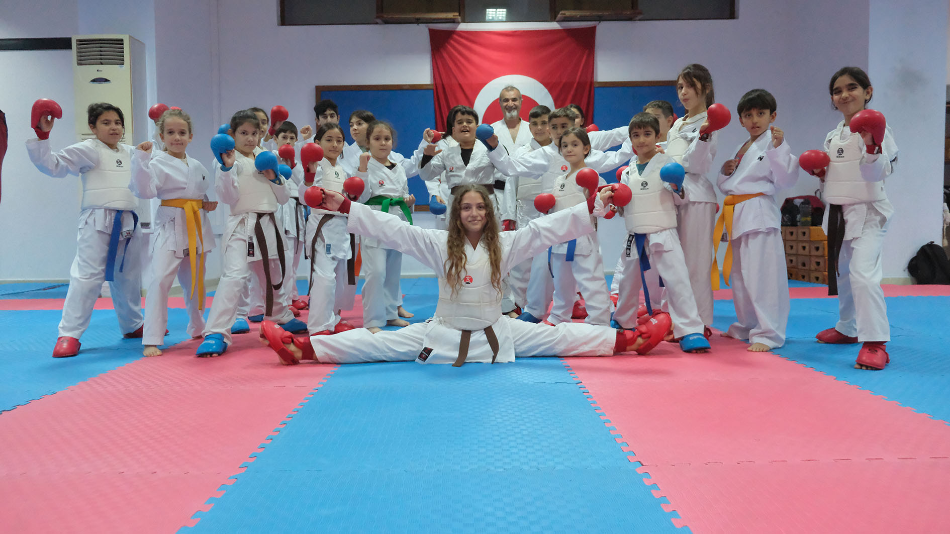 Kemer Belediyesi Çocukları Ve Gençleri Sporla Buluşturuyor (5)