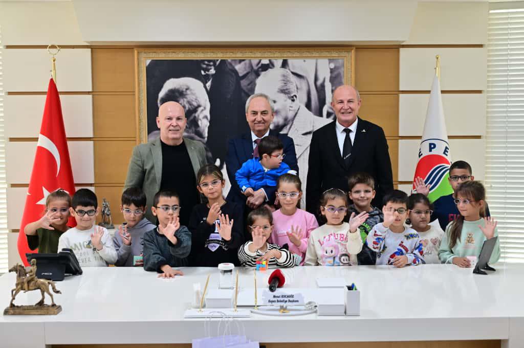 Kepez Belediyesi Okullarda Goz Sagligi Taramasi Yapti 100 Cocuga Ucretsiz Gozluk 2