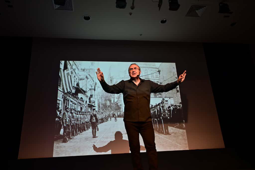 Kepez Forumda 10 Kasim Soylesisi Sunay Akin Ile Aslanli Yol 3