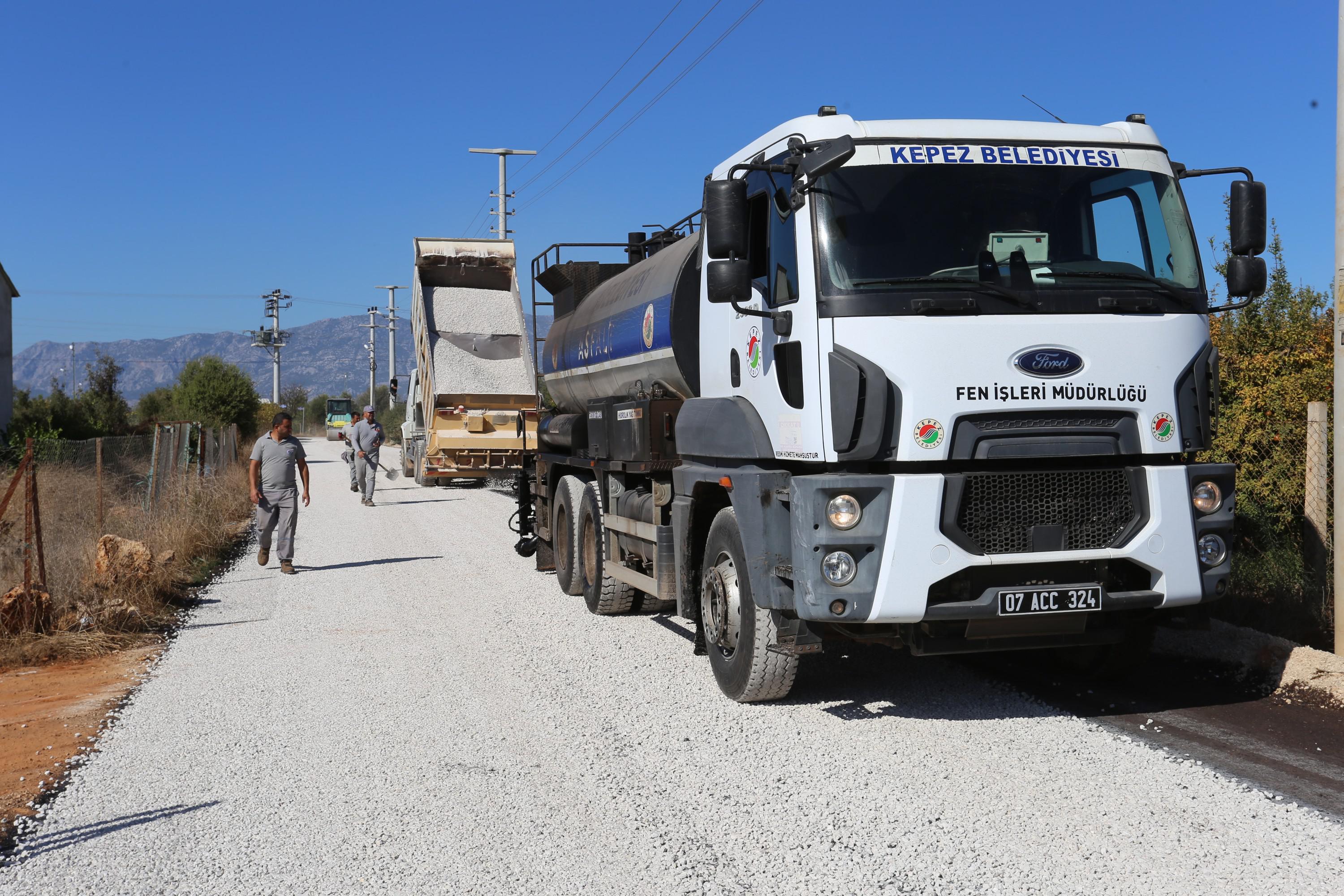 Kizilli Mahallesine 2.070 Metrelik Asfalt Yatirimi 5