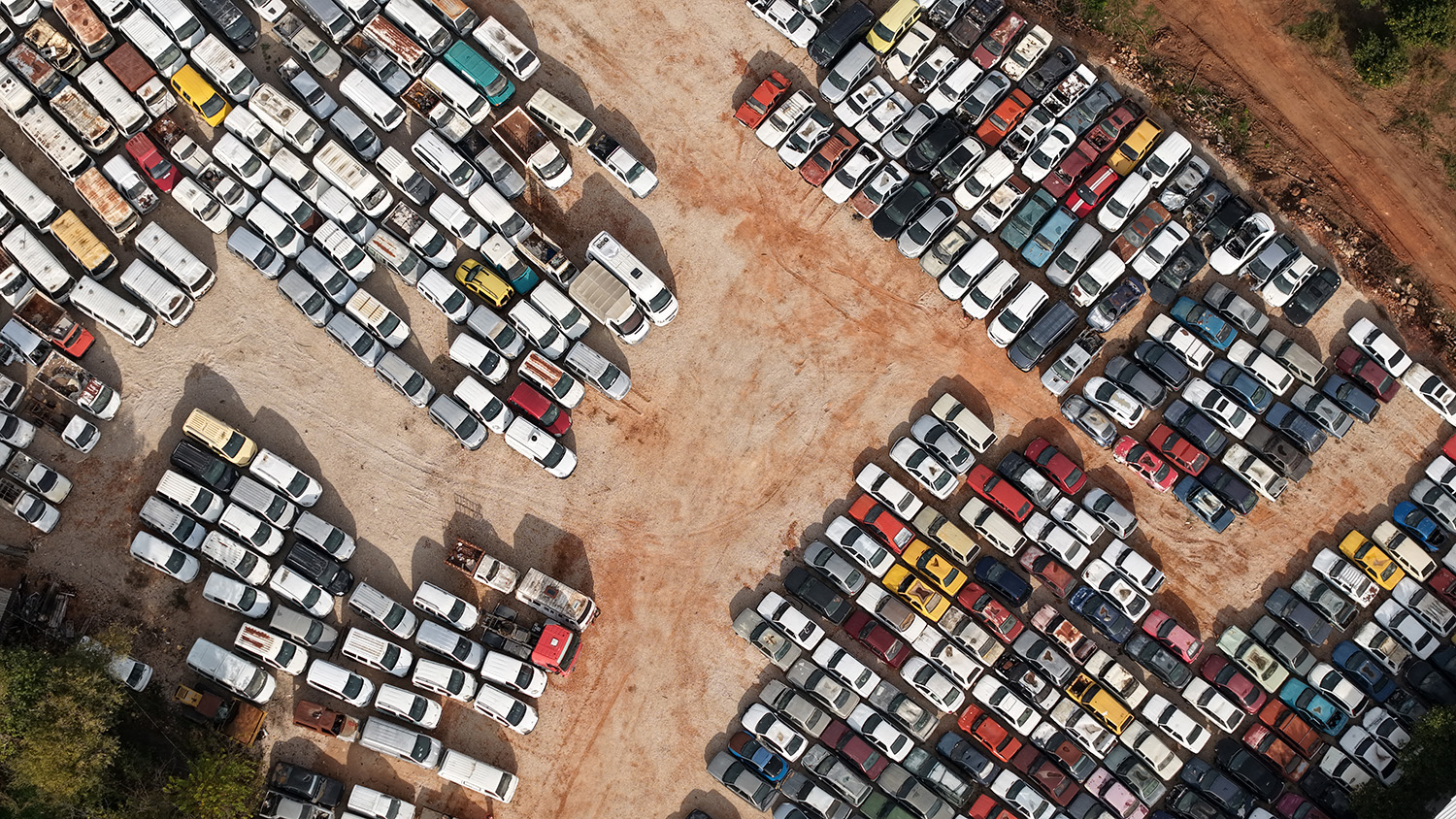 M I L Y O N L U K A R A C L A R C U R U M E Y E T E R K E D I L D I 1030024 305604