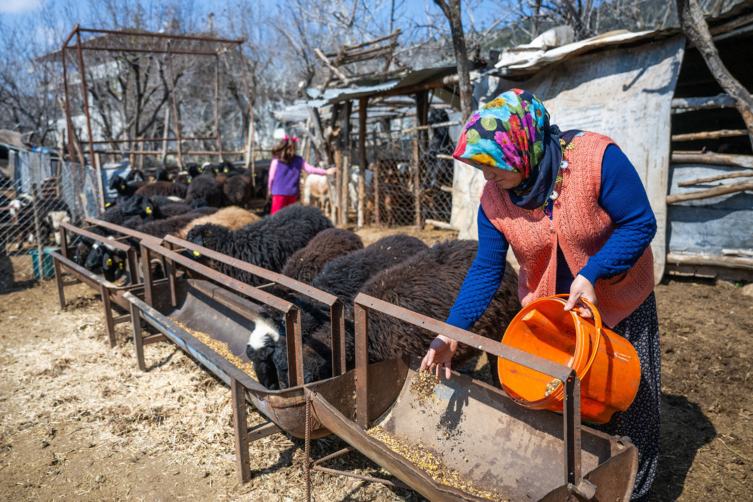 Mersin Büyükşehir Belediyesi Destek Ağı Oluşturdu (4)