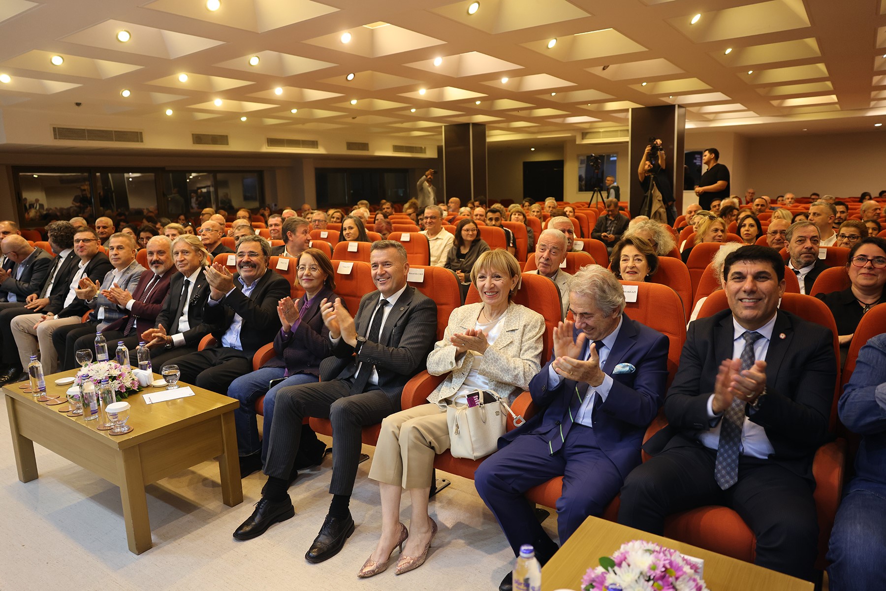 Mersin Kenti Edebiyat Odulu Ahmet Umit (2)