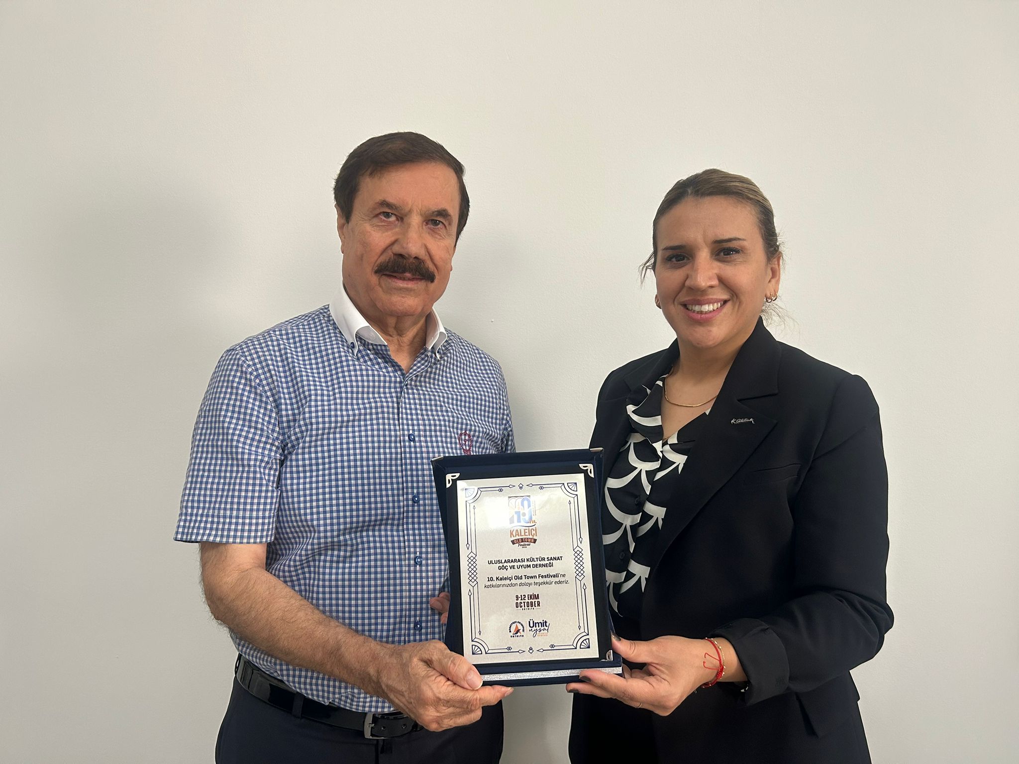 Muratpaşa Belediyesi Nden Us Der E Ödül (1)