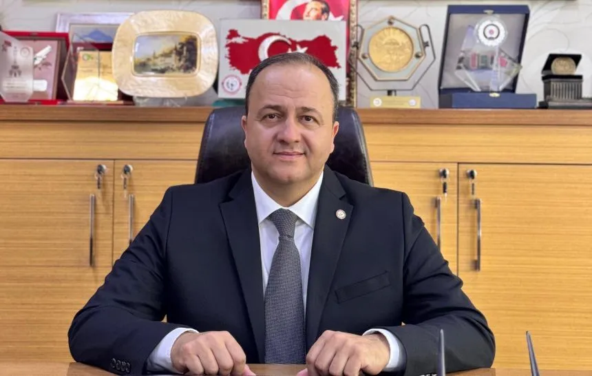 Mustafa Celelbi Eczacilar Odasi Baskani