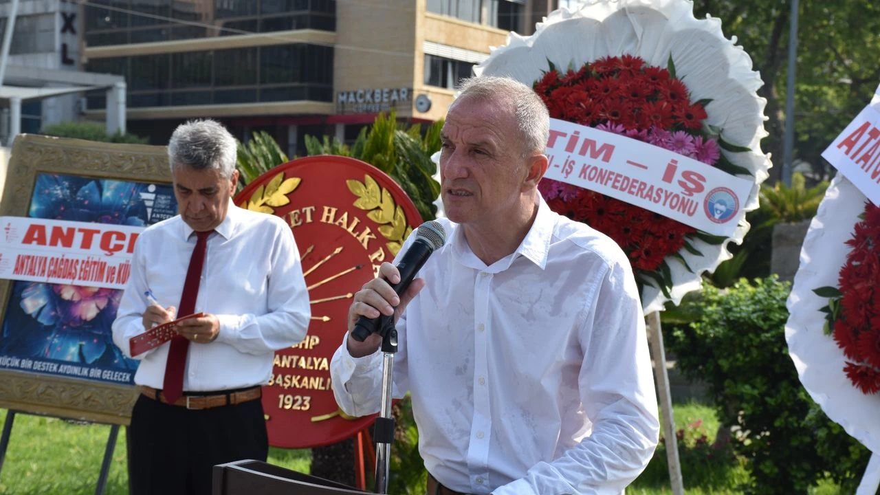 Mustafa Kemal Atatürk-1