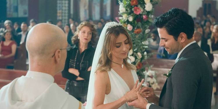 Netflix Yalniz Alice Konusu 2