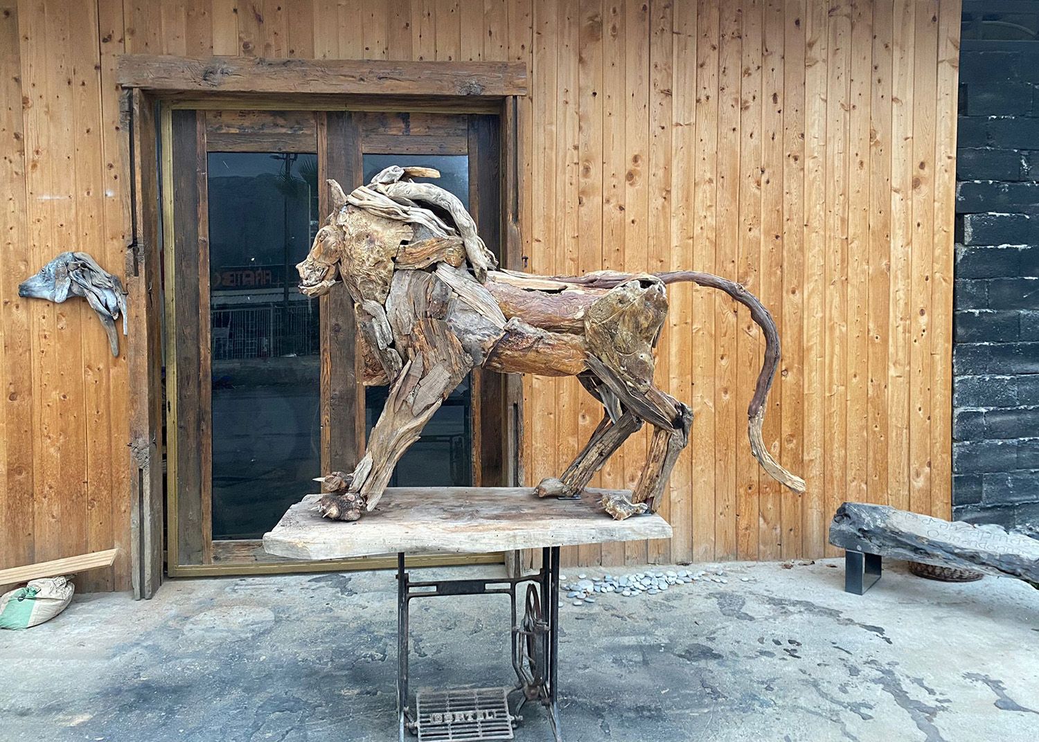 O L D U R U L E N A S L A N Z E U S U N A G A C T A N H E Y K E L I 996182 295521