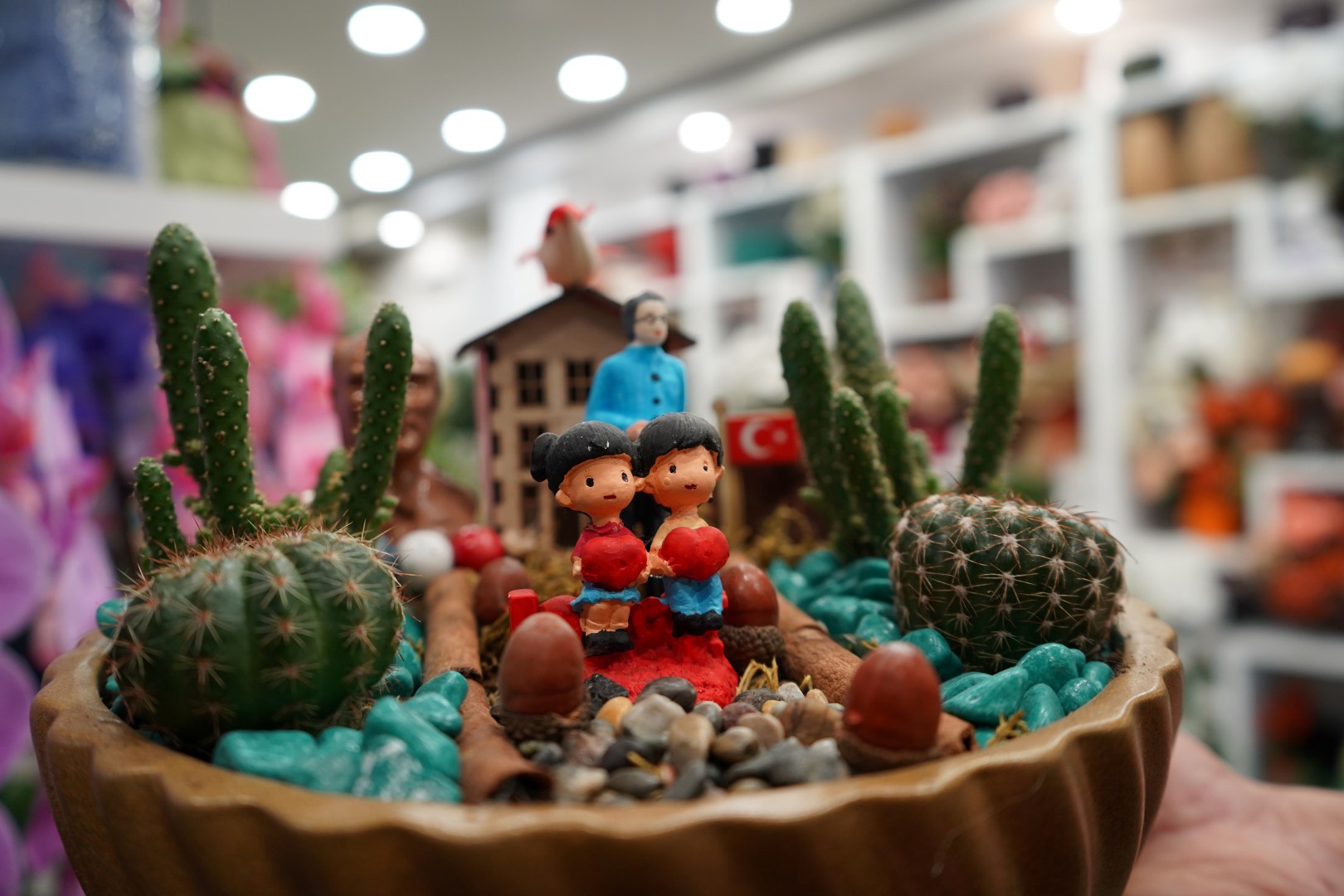 Ogretmenler Gunu Icin En Cok Kir Cicegi 1028720 305239 (Large)