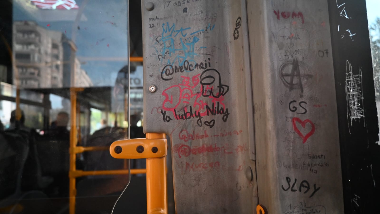 Otobus Uygunsuz Goruntu