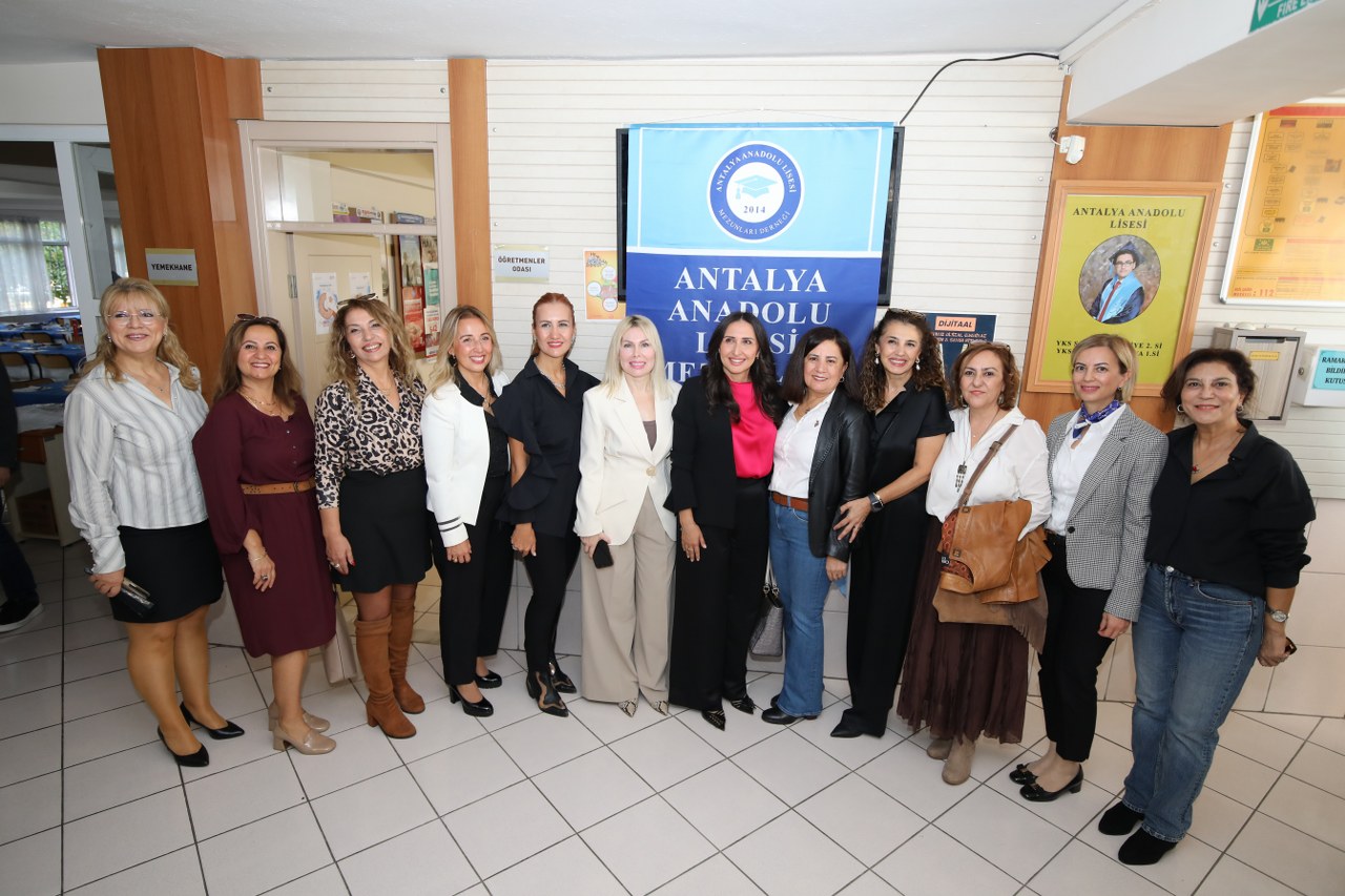 Rektör Özkan, Mezunu Olduğu Okulun Yenilenmesine Destek Verdi (1)